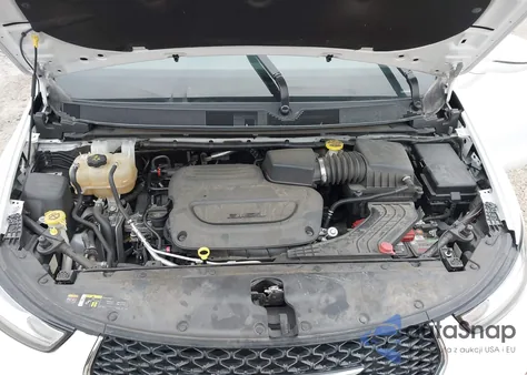 2022 Chrysler Pacifica Touring L z USA, uszkodzony, nr VIN 2C4RC1BG7NR113908